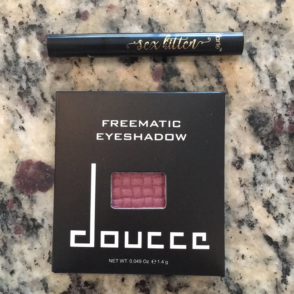 TARTE sex kitten eyeliner and Freematic eyeshadow